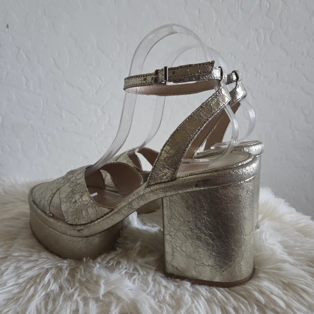 Dolce Vita Laisha Distressed Leather Platform Heels Sandals Gold Size 9.5